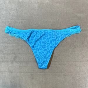 Victoria's Secret PINK 2011 Lace Back Low Rise Thong Panty Blue Animal Print